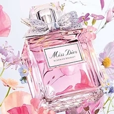 عطور ديور النسائية