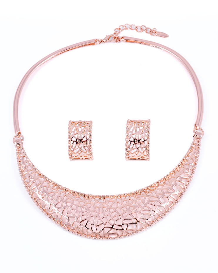 قلادة مع حلق أذن بجودة عالية