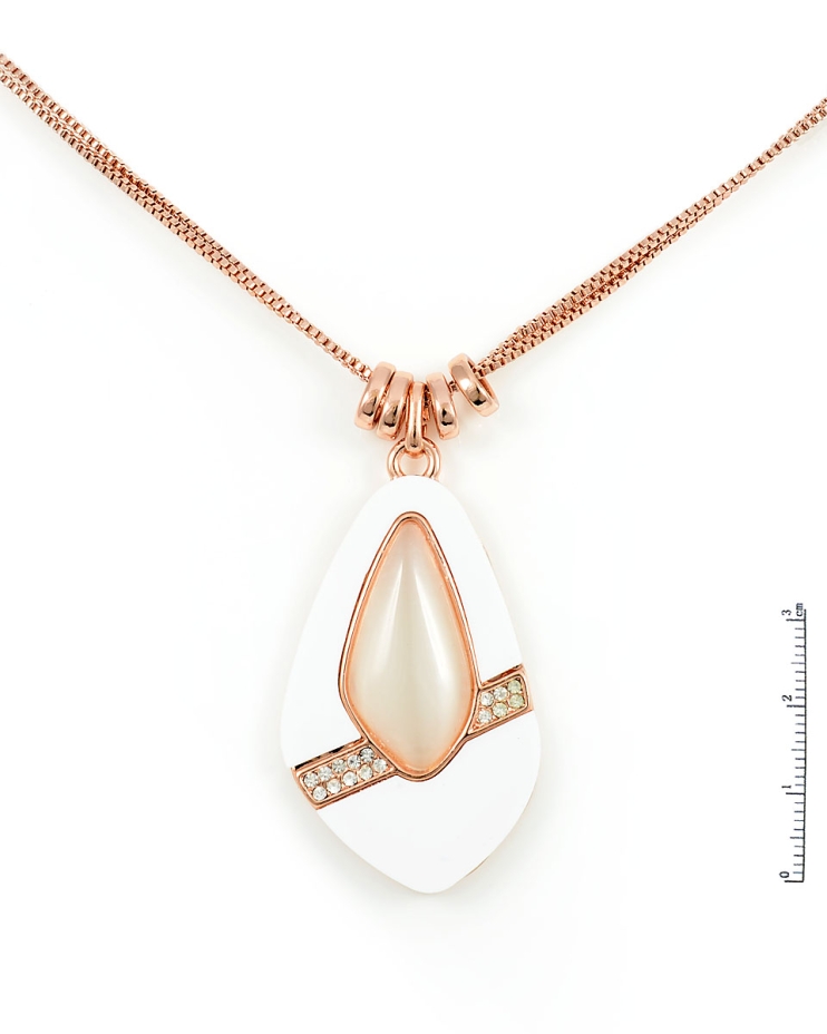 سلاسل طويلة بحجر الراين وعين القط